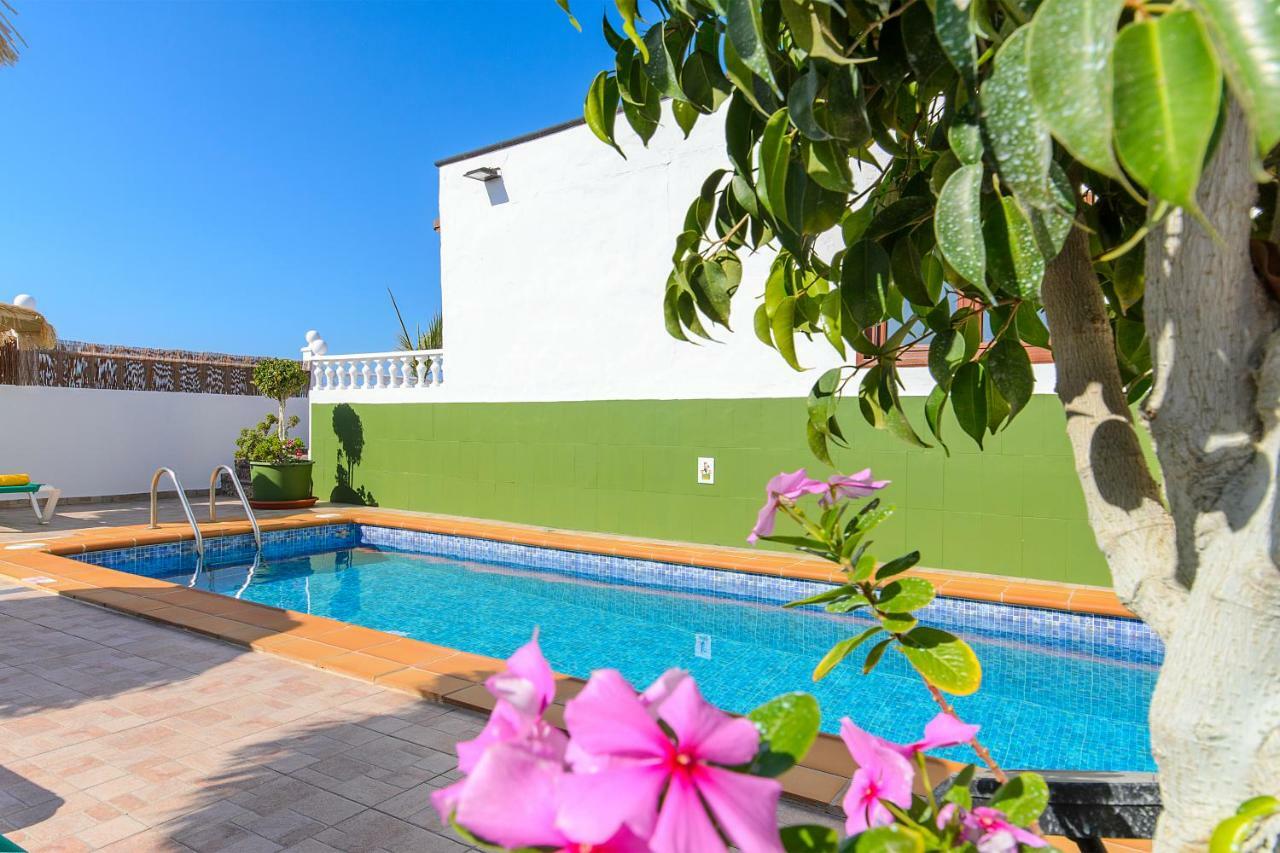 Hearth Away From House. Breia Villa Puerto del Carmen  Buitenkant foto