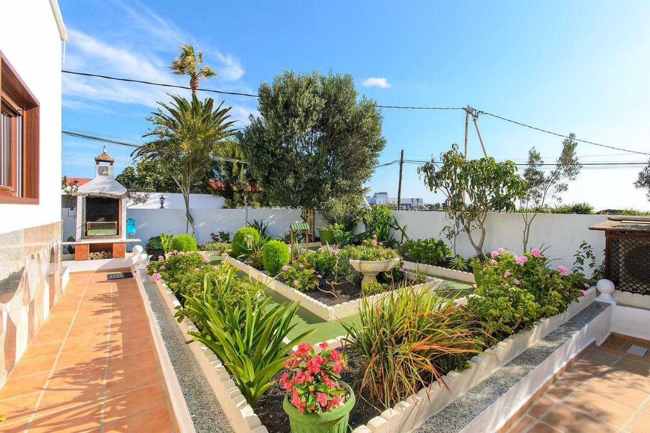 Hearth Away From House. Breia Villa Puerto del Carmen  Buitenkant foto